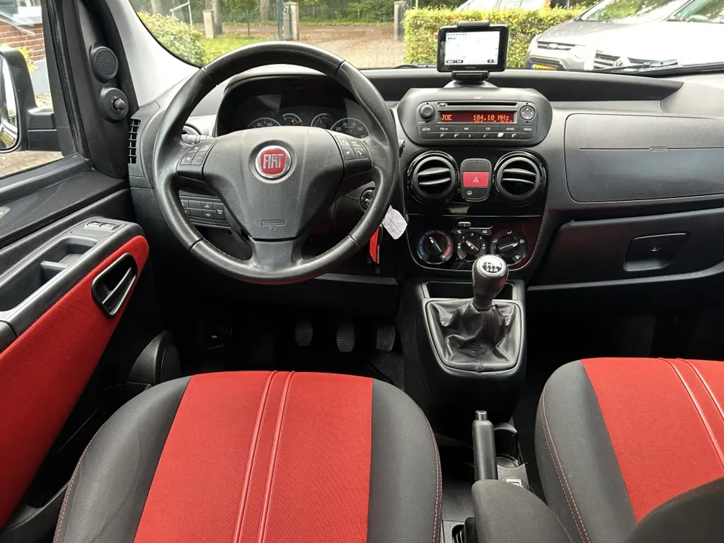 Fiat Qubo 1.4 Dynamic Airco, LM-velgen, Navi Zwart - 2