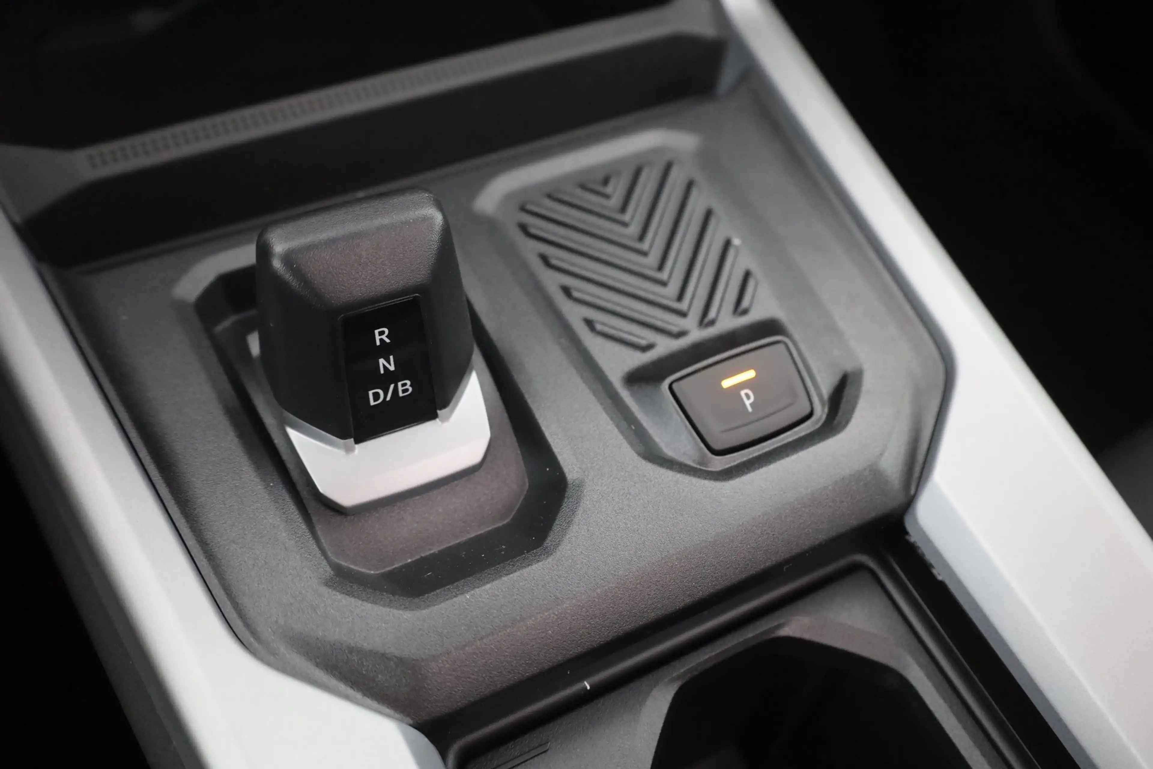 Dacia Bigster Journey HEV 155 Aut. LED ACC Navi 360° — photo 14