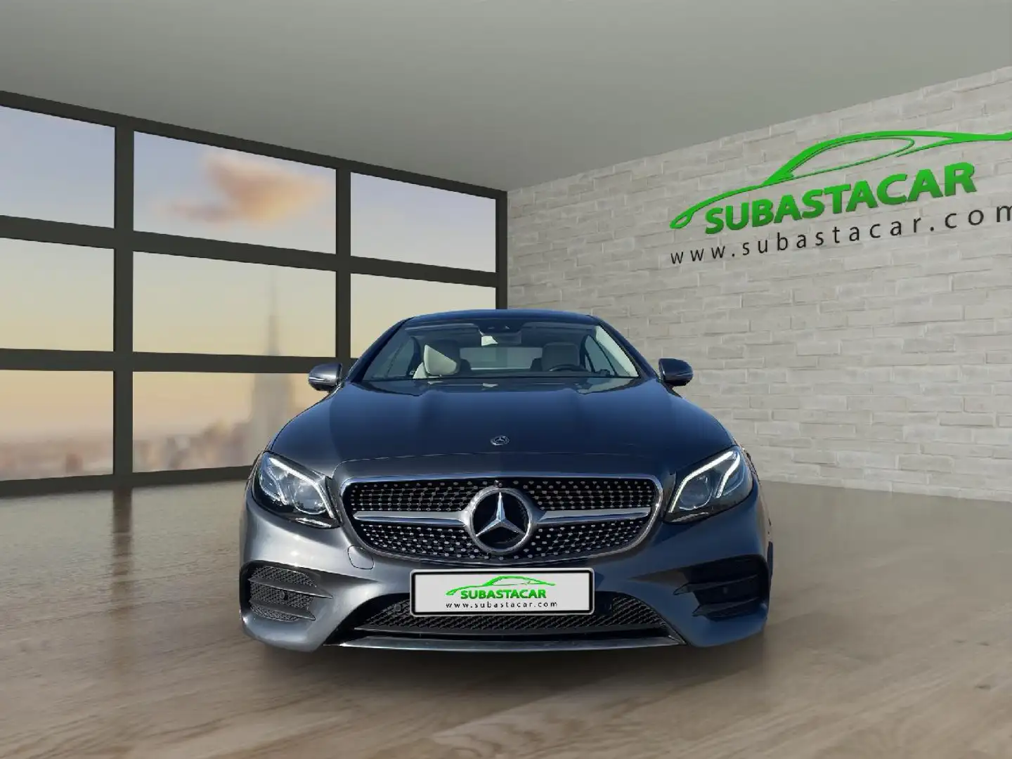 Mercedes-Benz E 350 Coupé coupé 220KW (299CV) - AMG Line Grigio - 2