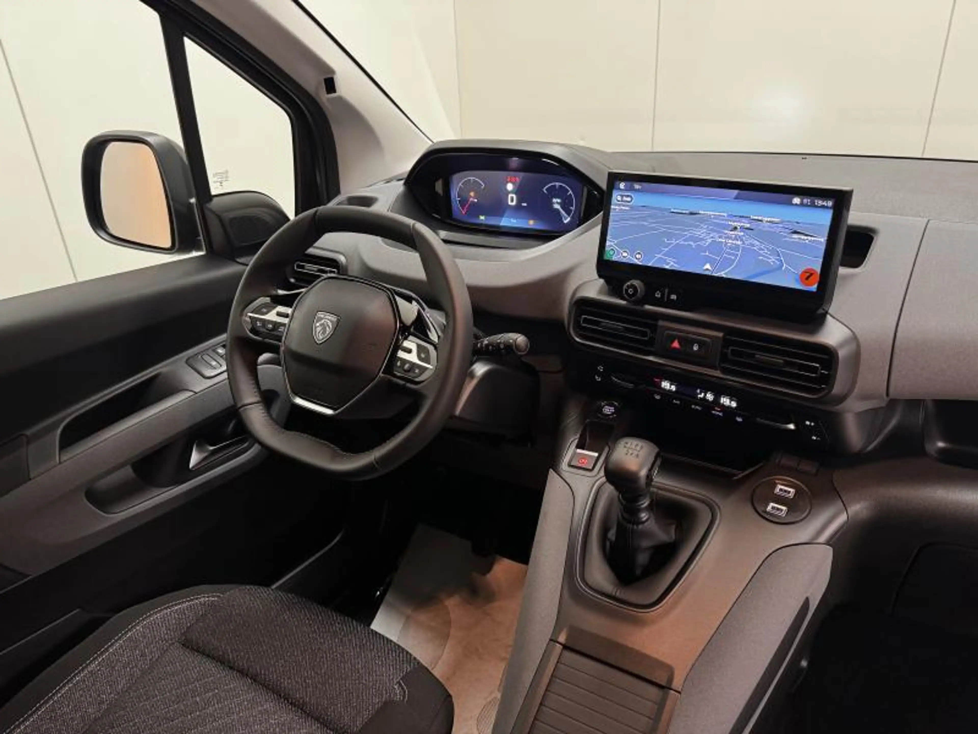 Peugeot Rifter 1.2 TURBO Allure S&S LED|GPS|PDC|CRUISE|CARPLAY|CA — photo 19
