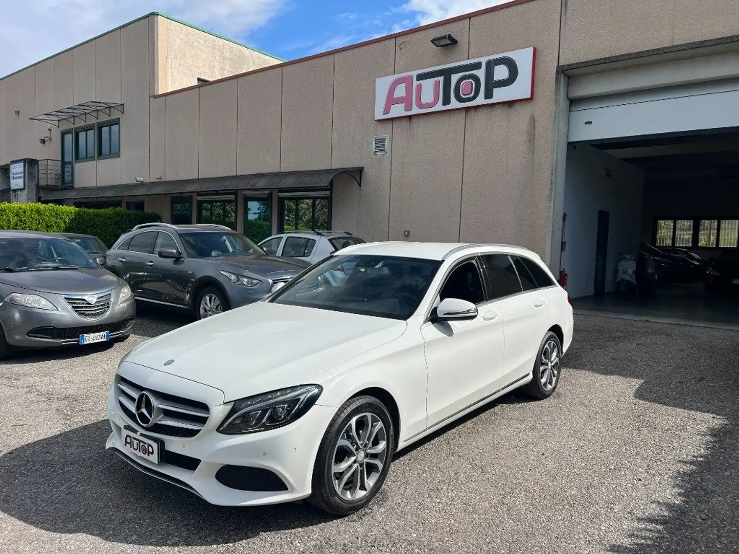 Mercedes-Benz C 200 d S.W. Auto Premium Blanc - 1