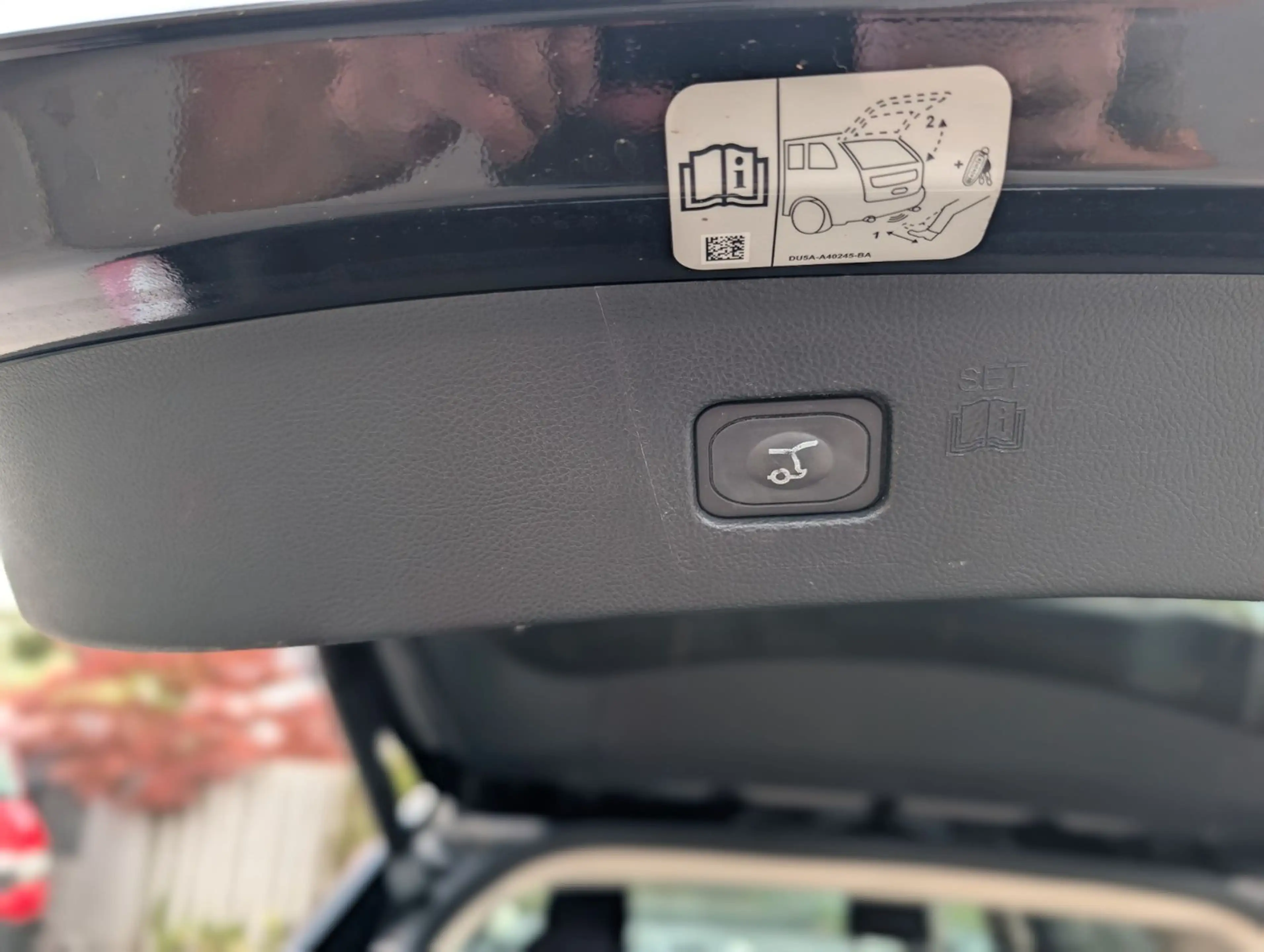 Ford Edge Titanium 4x4 — photo 21
