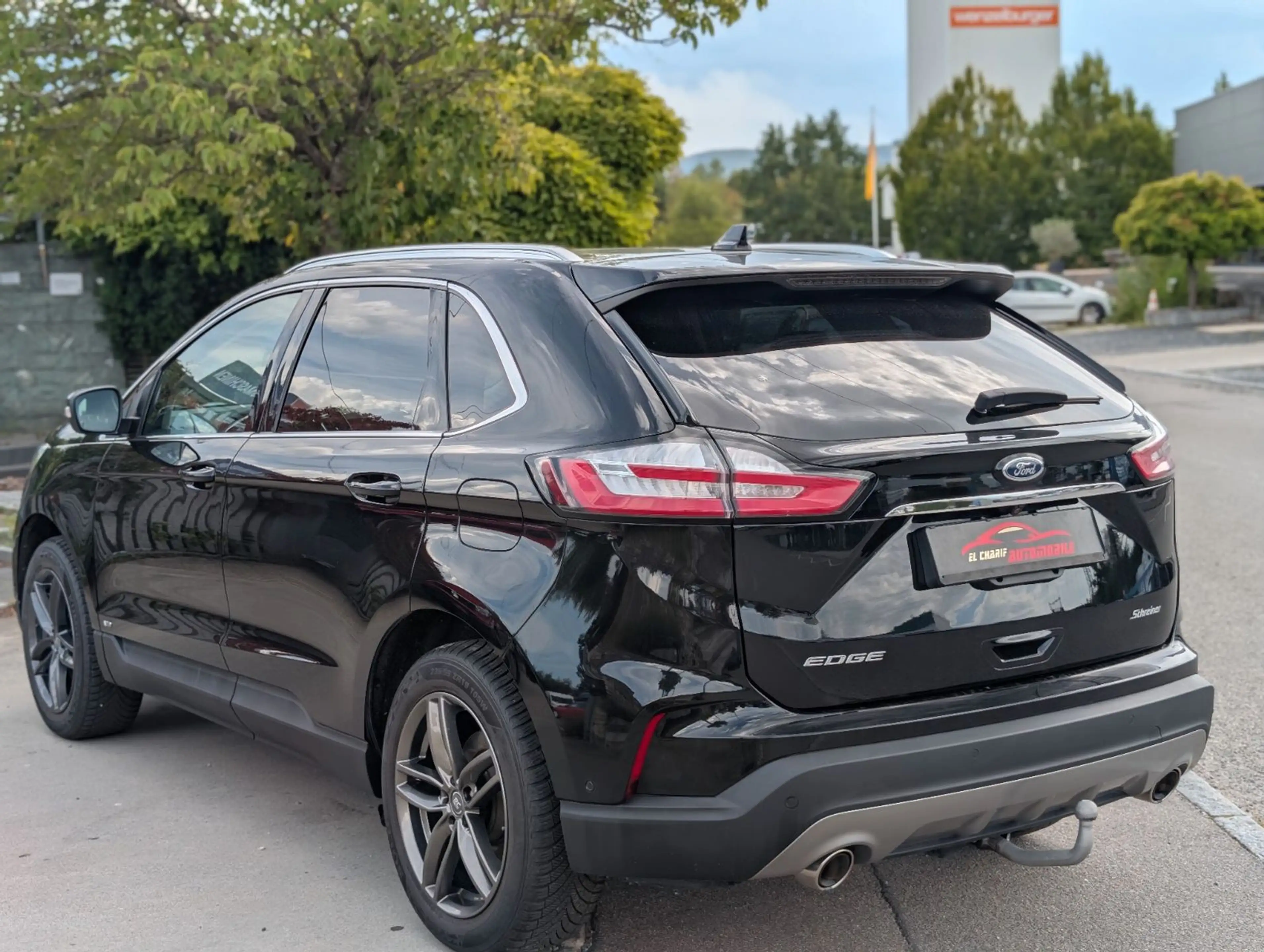 Ford Edge Titanium 4x4 — photo 4