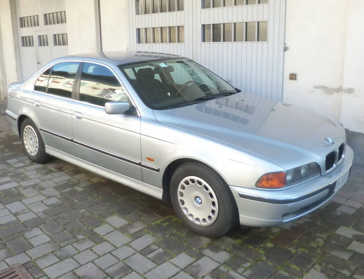 BMW 520 Serie 5 E39 Berlina 520i, foto 1