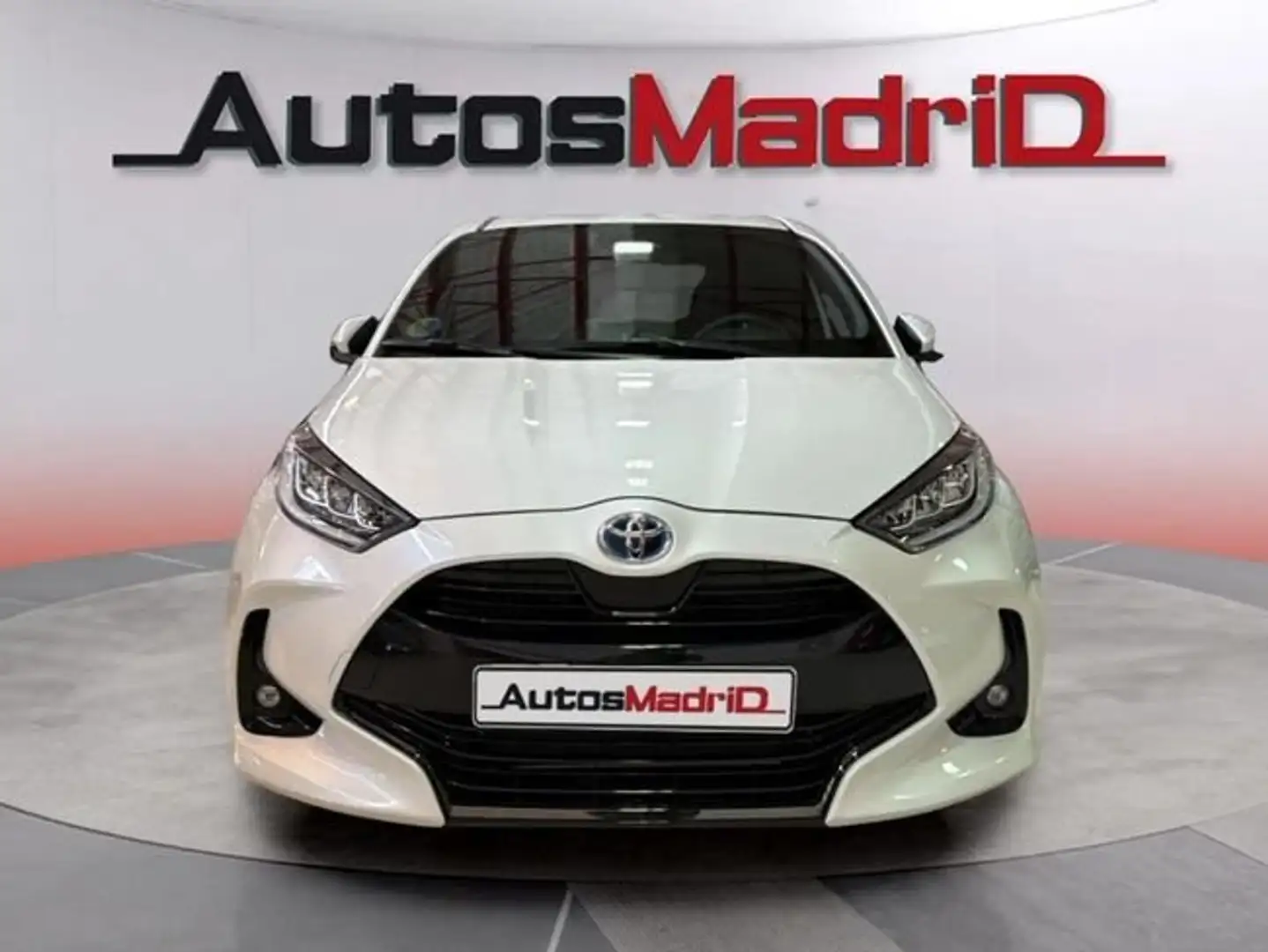 Toyota Yaris 120H 1.5 Style Blanco - 2