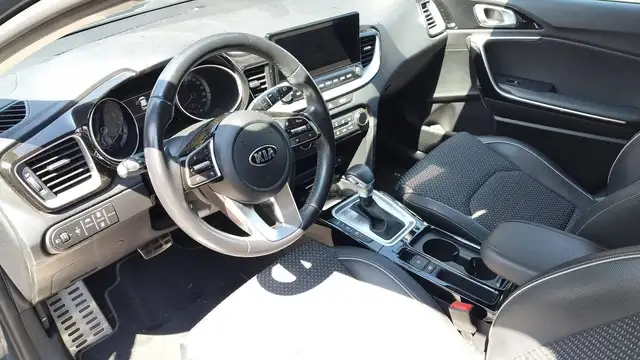Kia Xceed view 8