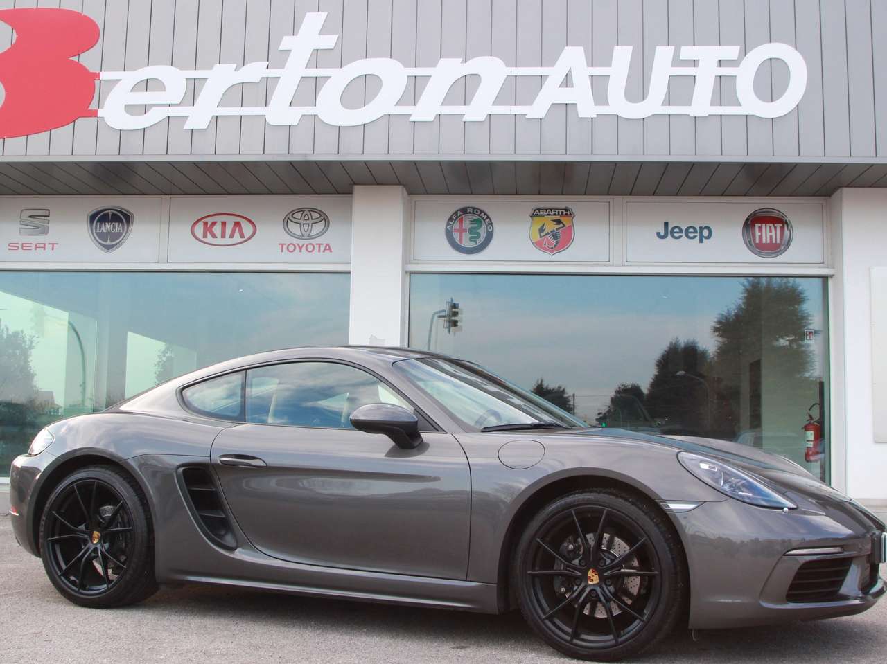 Porsche Cayman 718 Cayman III  718 2.0 300cv pdk
