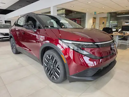 Red 2026 Nissan LEAF Platinum+ FWD SUV / Crossover Front-Wheel Drive Automatic