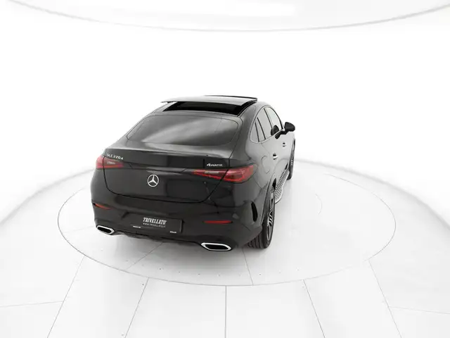 Mercedes-Benz GLC view 6