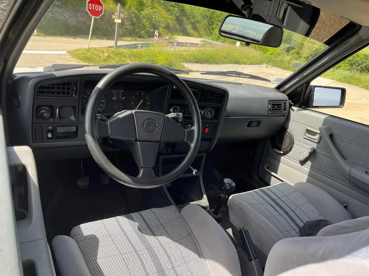 Opel Ascona 1.6 S gt, foto 3