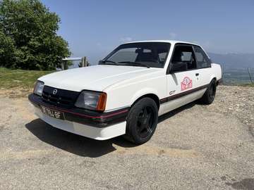 Ascona 1.6 S SR