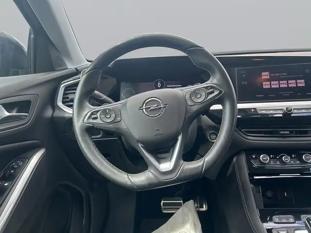 Opel Grandland view 13