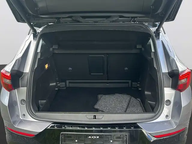 Opel Grandland view 7