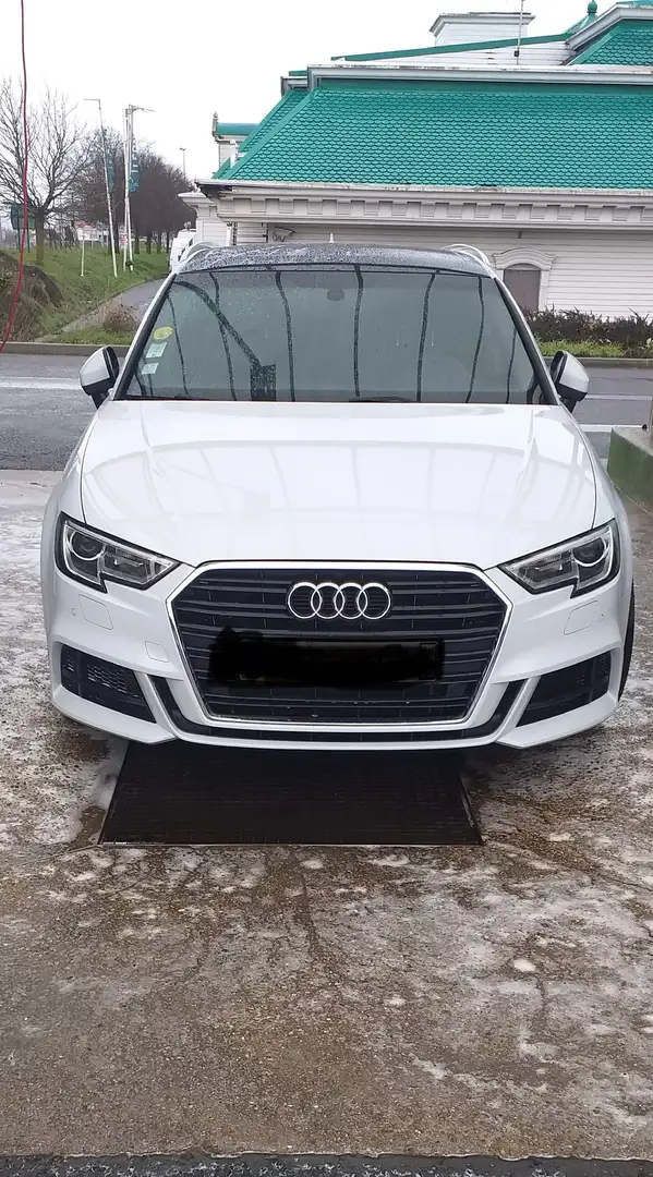 Audi A3 A3 Sportback 2.0 TDI 150 Quattro Midnight Series Blanc - 1