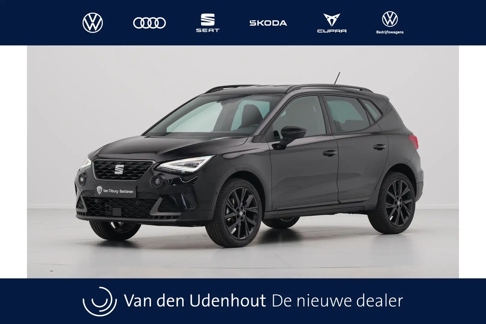 SEAT Arona 1.0 EcoTSI 95 5MT FR Business Connect Zwart - 1