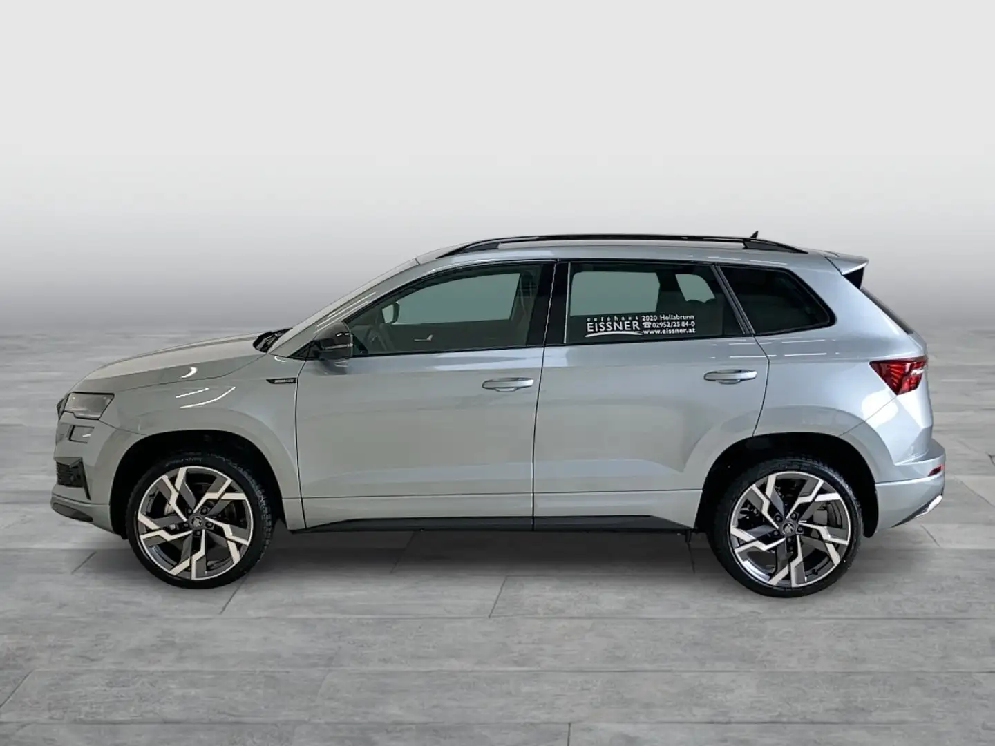 Skoda Karoq Sportline TSI DSG ACT Silber - 2