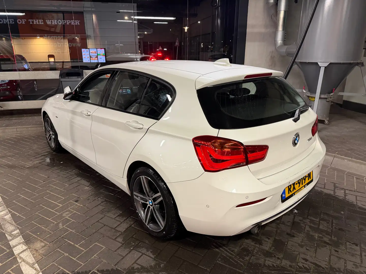 BMW 116 116 Corp. L. Exec. Wit - 2