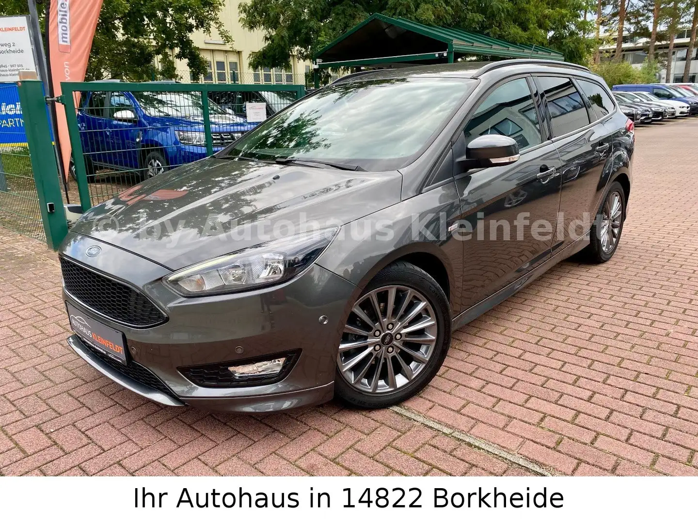 Ford Focus Turnier ST-Line |NAVI|PDC|SHZ| Grau - 2