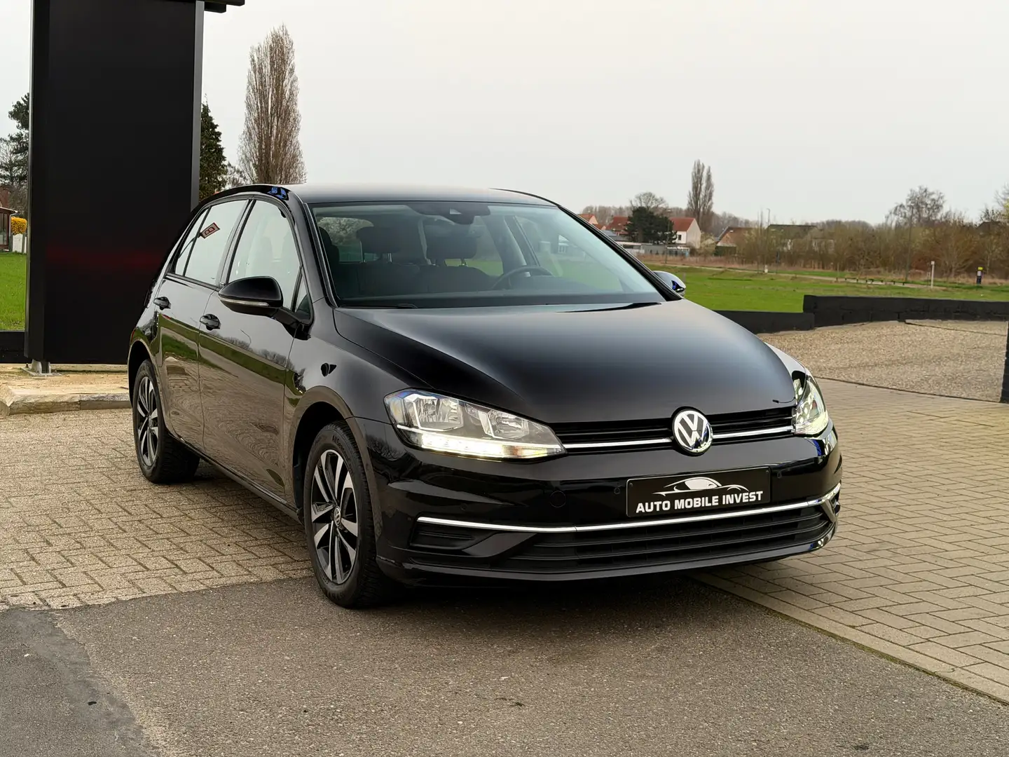 Volkswagen Golf Golf 1.0 TSI IQ Drive OPF 0483/47.20.60 Schwarz - 2