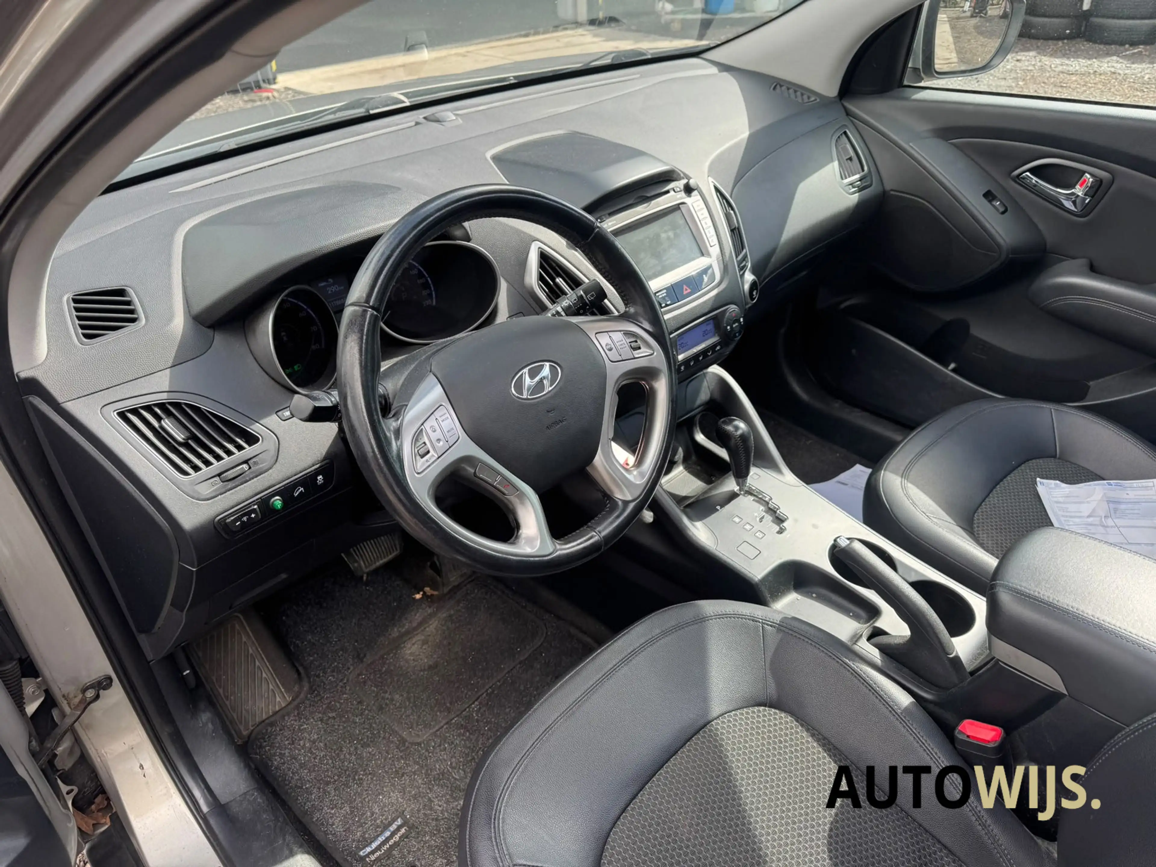 Hyundai iX35 2.0i Style|PANO|CAMERA|TREKHAAK|NL AUTO|AUT|APK 2- — photo 3