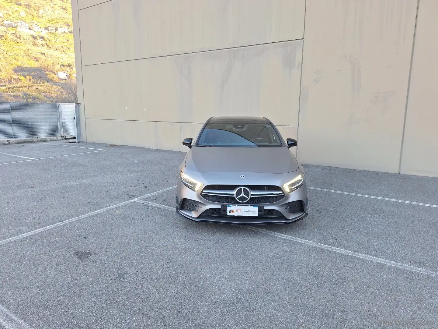 Mercedes-Benz A 35 AMG A 35 AMG 4Matic Premium Plus AMG TETTO SEDILI ELET Gris - 2