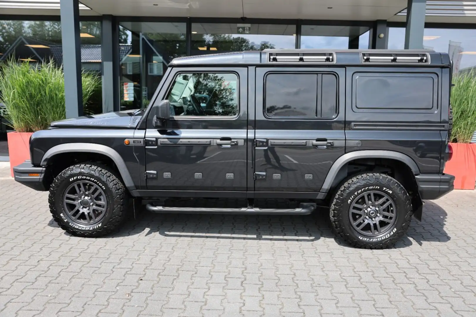 Ineos Grenadier 3.0 ST. UTILITY WAGON A/T VAN Schwarz - 2