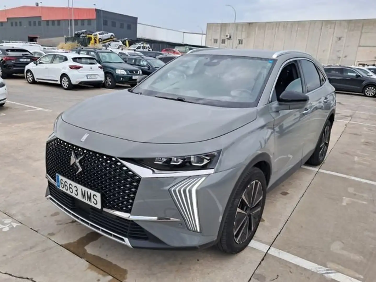 DS Automobiles DS 7 Crossback 1.5BlueHDi Rivoli Aut. Gris - 1