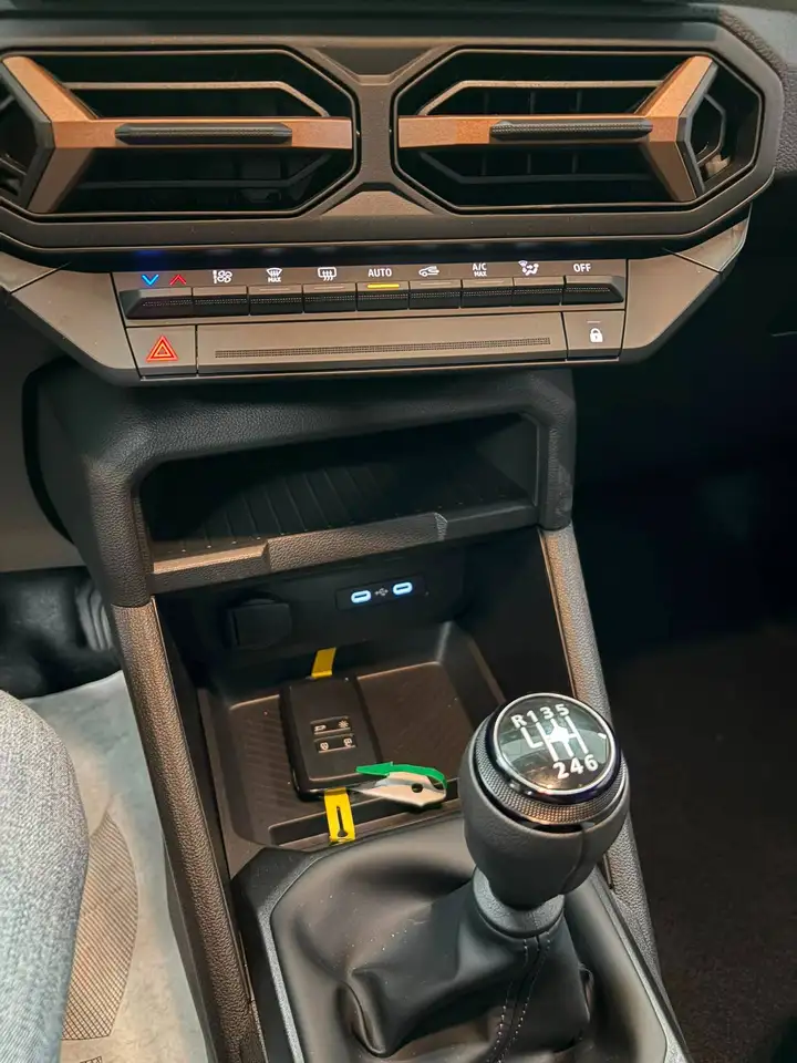 Dacia Duster 2026 — фото 12