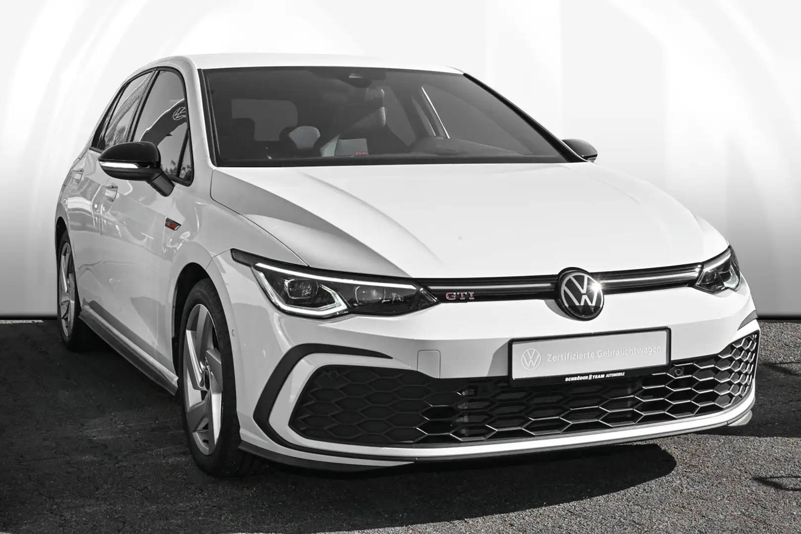 Volkswagen Golf GTI VIII 2.0 TSI DSG Black Style Білий - 2