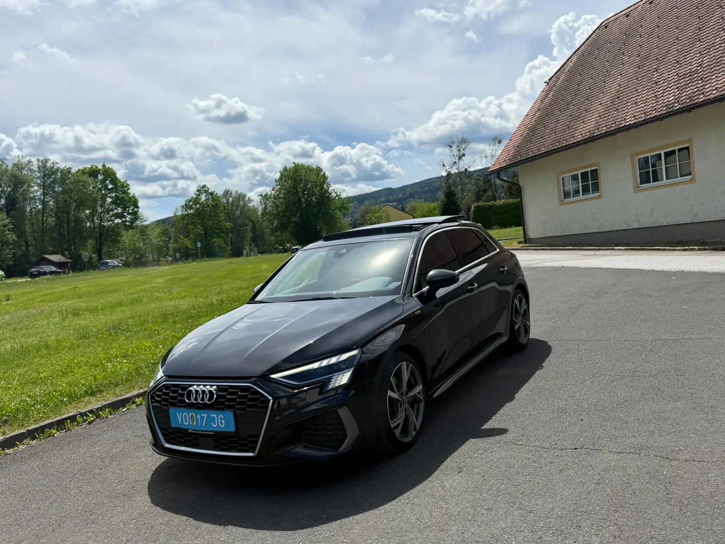 Audi A3 SB 35TFSI 3XS-LINE S-TRONIC MATRIX PANO 18'' RFK Schwarz - 2