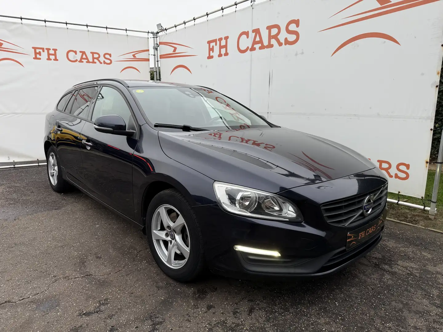 Volvo V60 2.0d - 150 PK - EURO 6b - LED * GPS * 2016 * Blauw - 2