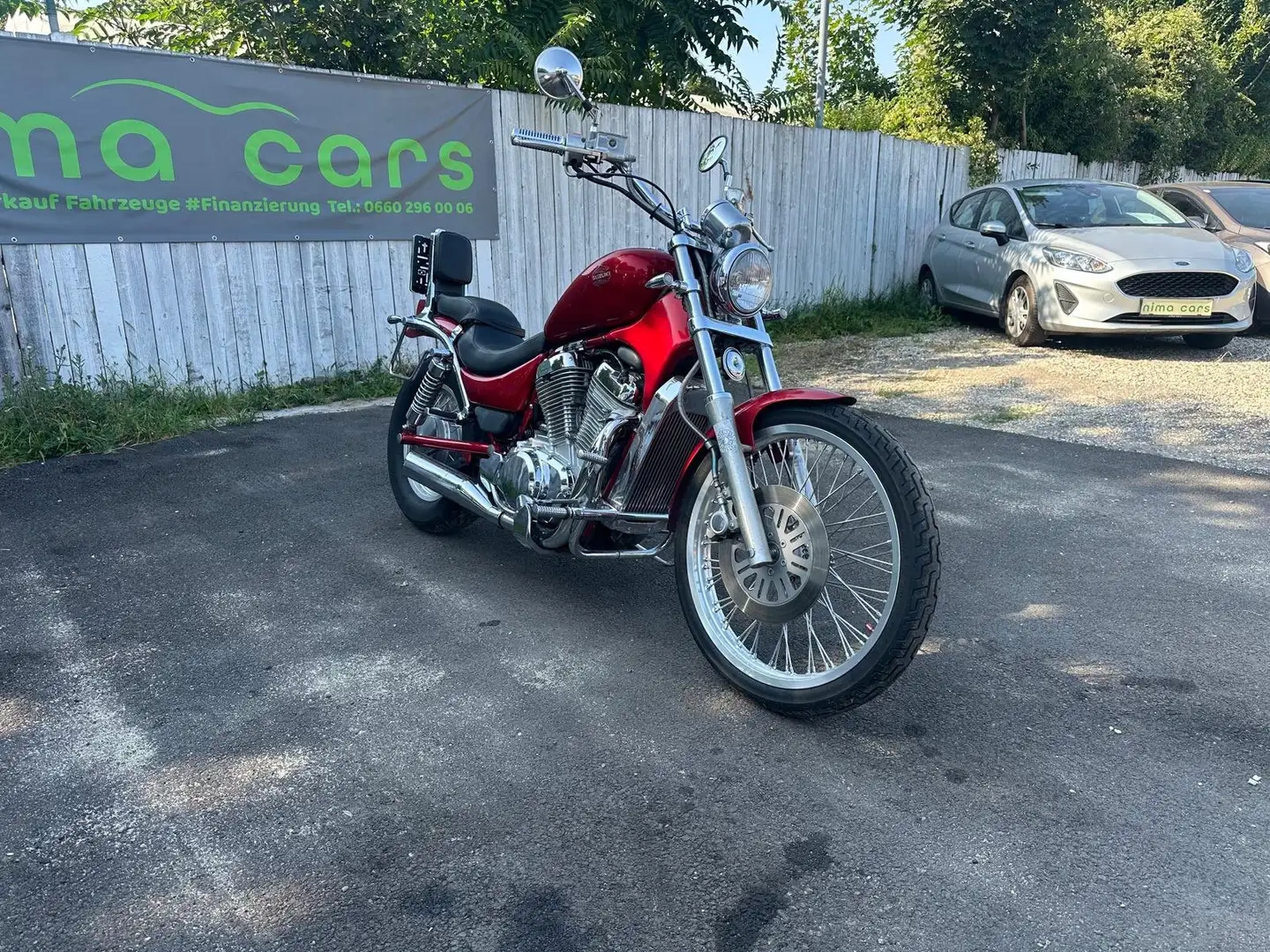 Suzuki VS 600 GL Rood - 1