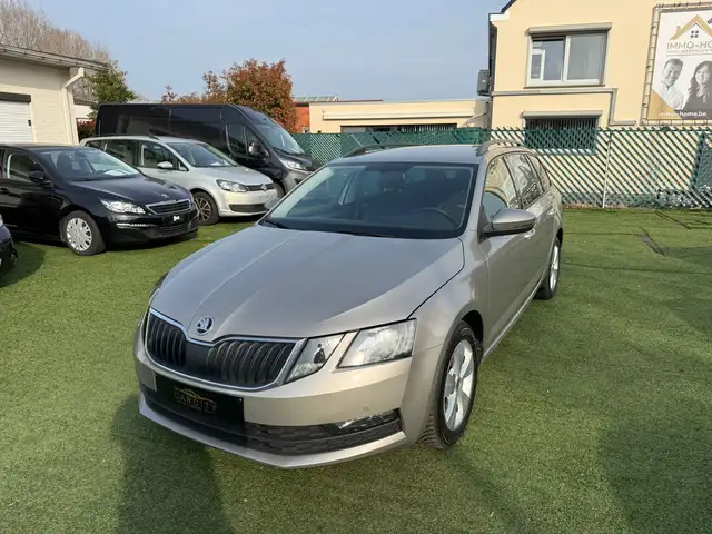 Skoda Octavia SW 1.6 CR TDi Style°AUTOMAAT°CAR-PLAY°EURO 6 TEMP