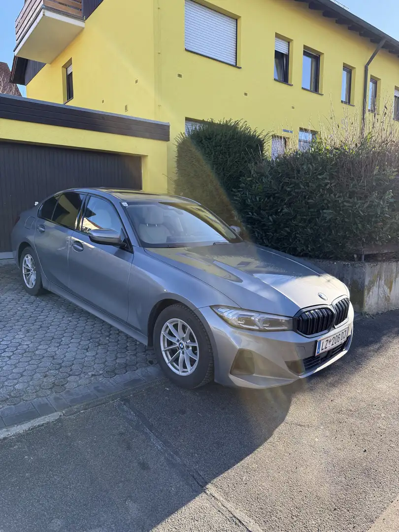 BMW 318 318i Aut. Grau - 1