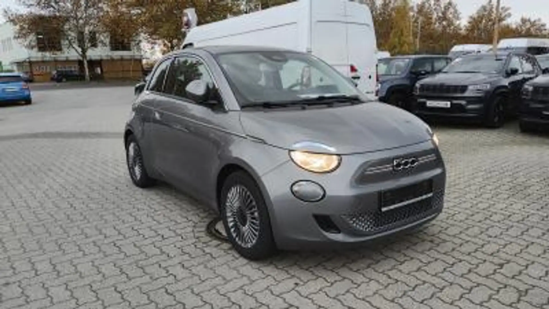 Fiat 500 Elektro 42KWh Stylepaket Grau - 2