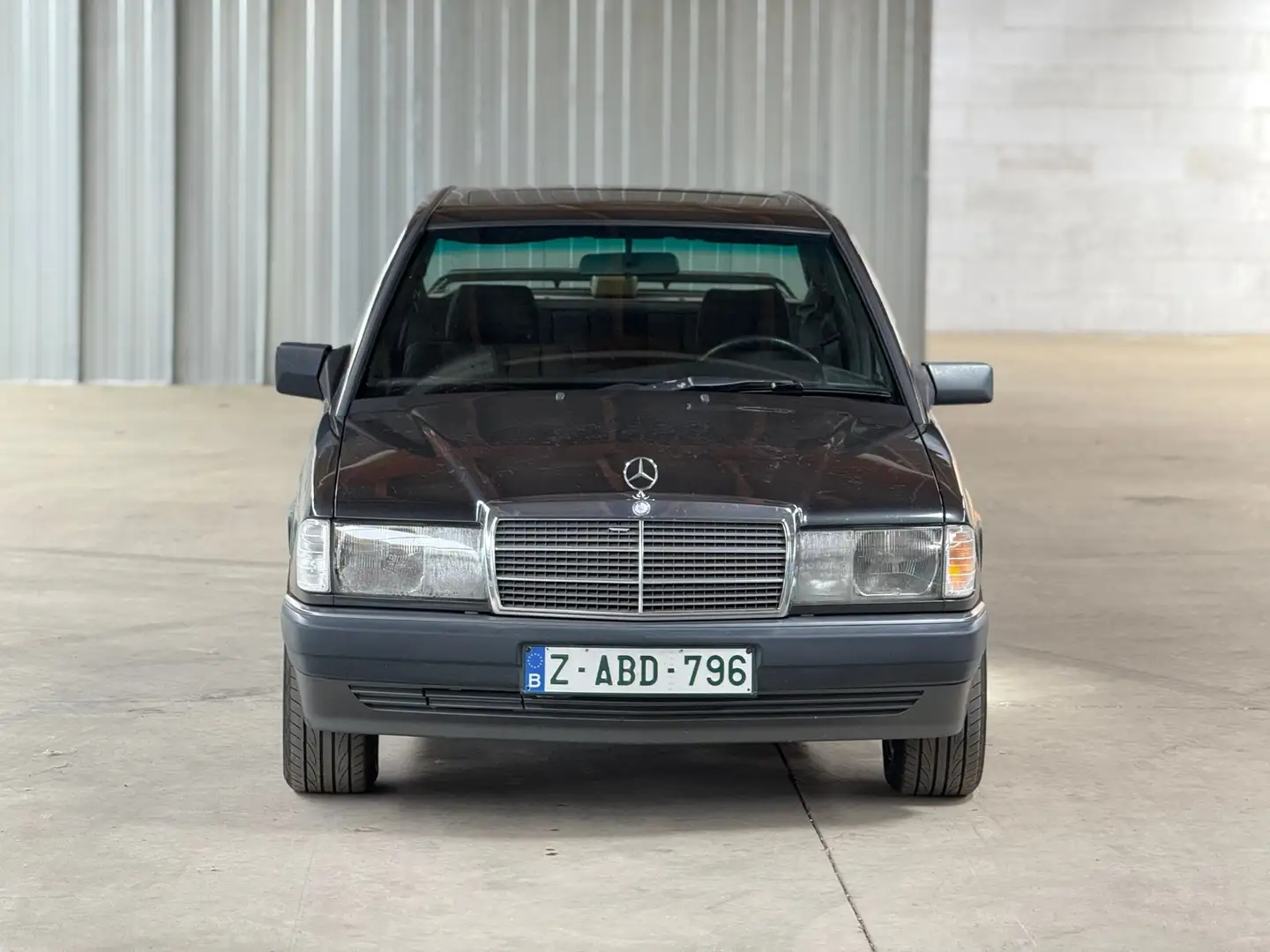 Mercedes-Benz 190 E 1.8i // Cocoon // Oldtimer Grigio - 2