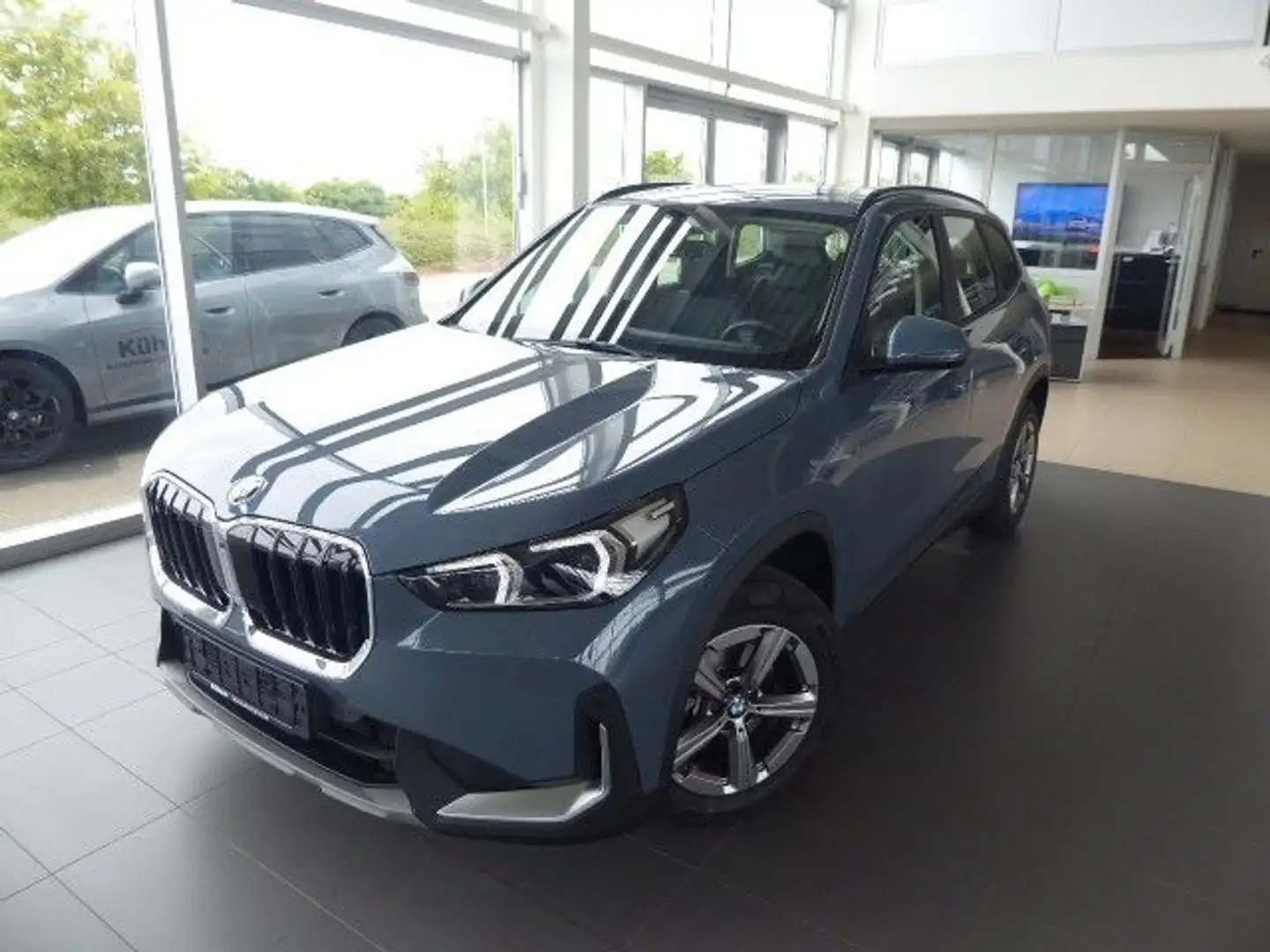 BMW X1 sDrive18d LCP LED DAB FLA RFK Wirel.Char. EU6d Gris - 1