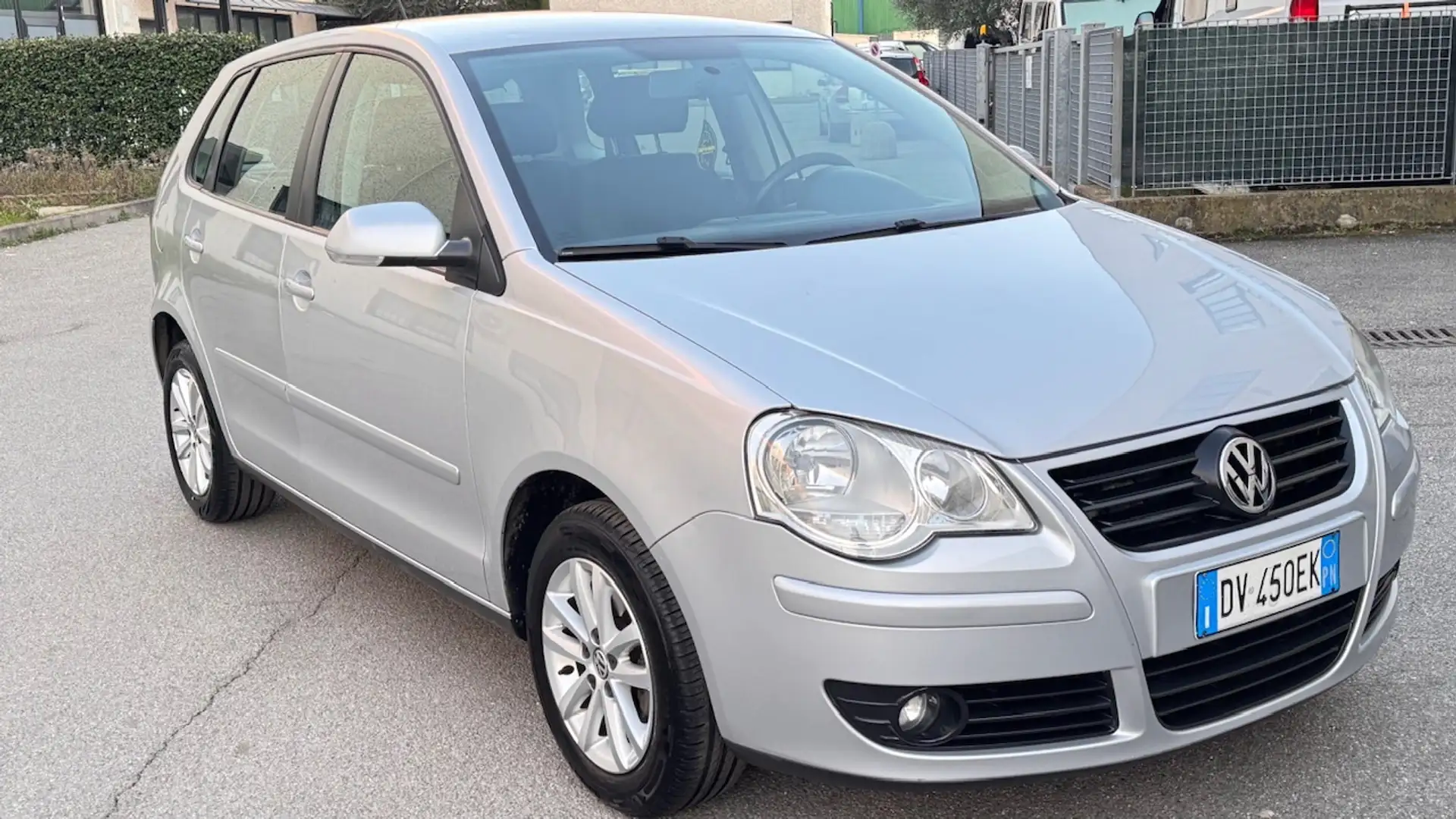 Volkswagen Polo 1.4 Grigio - 1