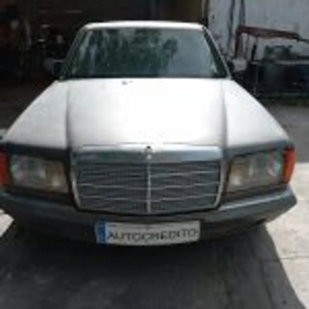 Mercedes-Benz SL 280 () Berlina Manual de 4 Puertas Szürke - 1
