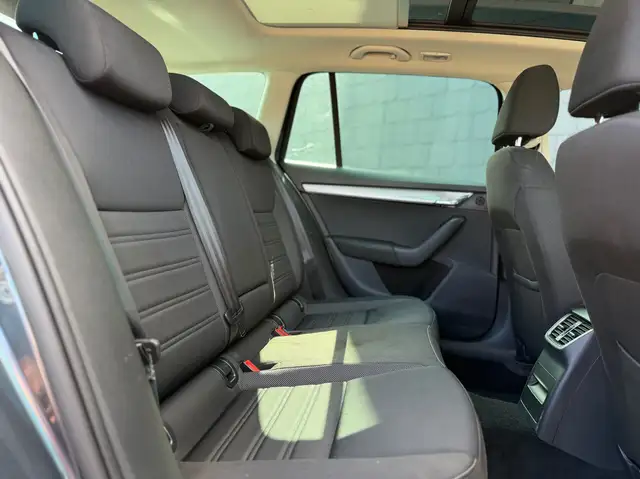 Skoda Octavia view 11
