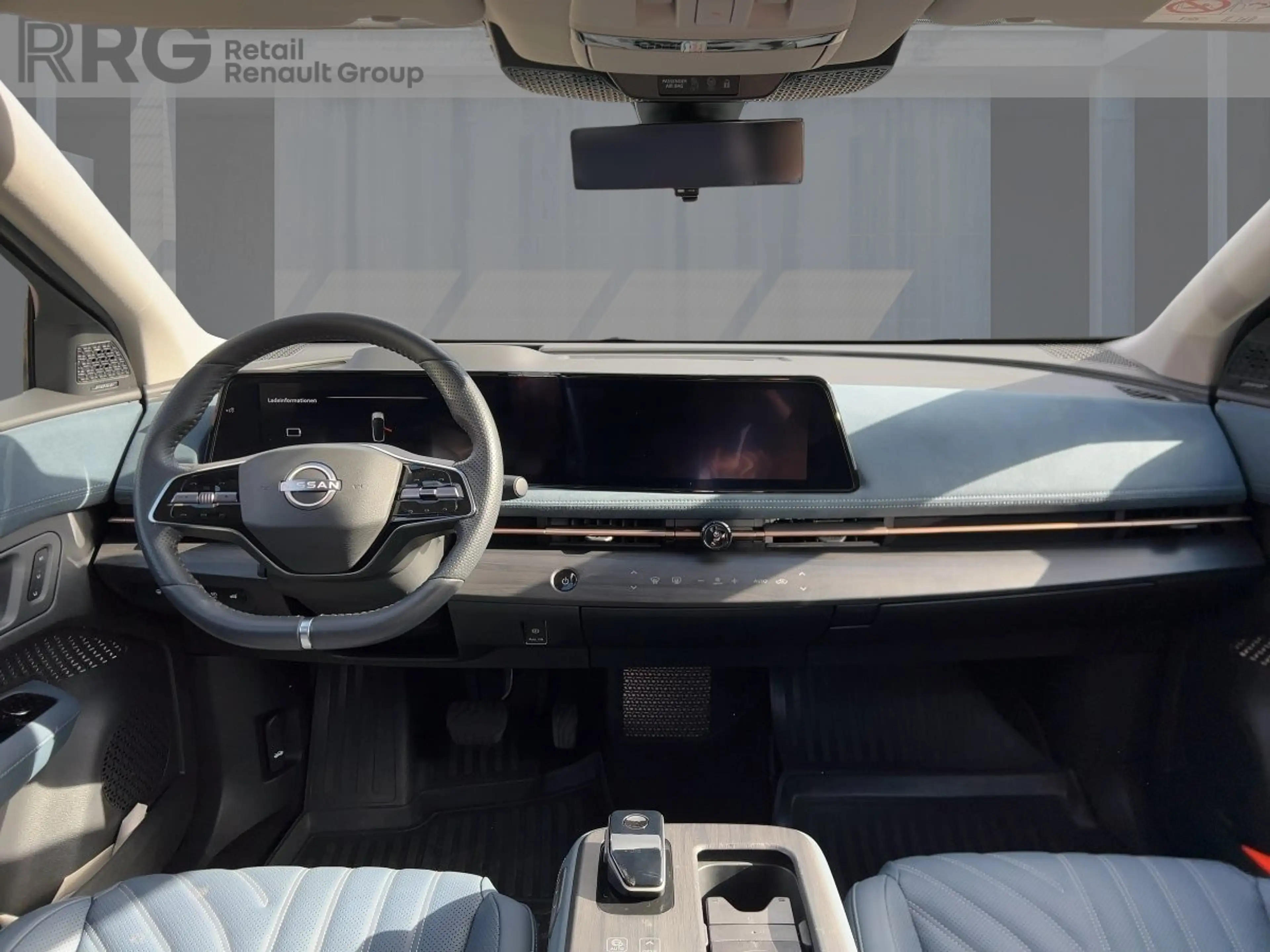 Nissan Ariya Evolve+ e-4orce PANO KAMERA SHZ LED — photo 10