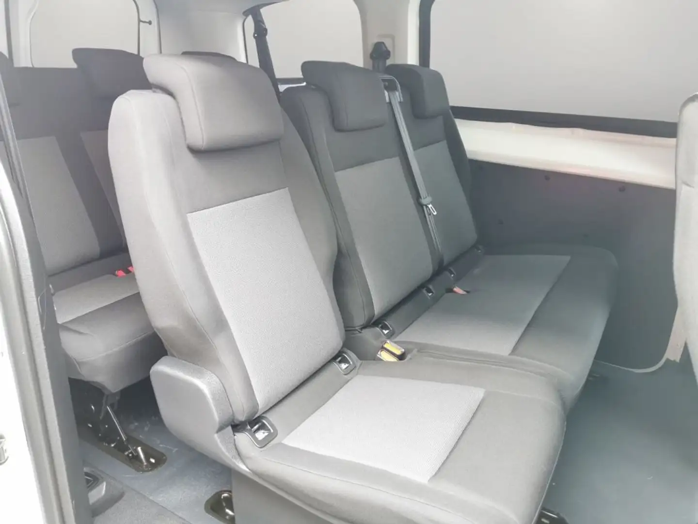 Citroen Jumpy 2.0 BlueHDi 140 S&S EAT8 Bianco - 2
