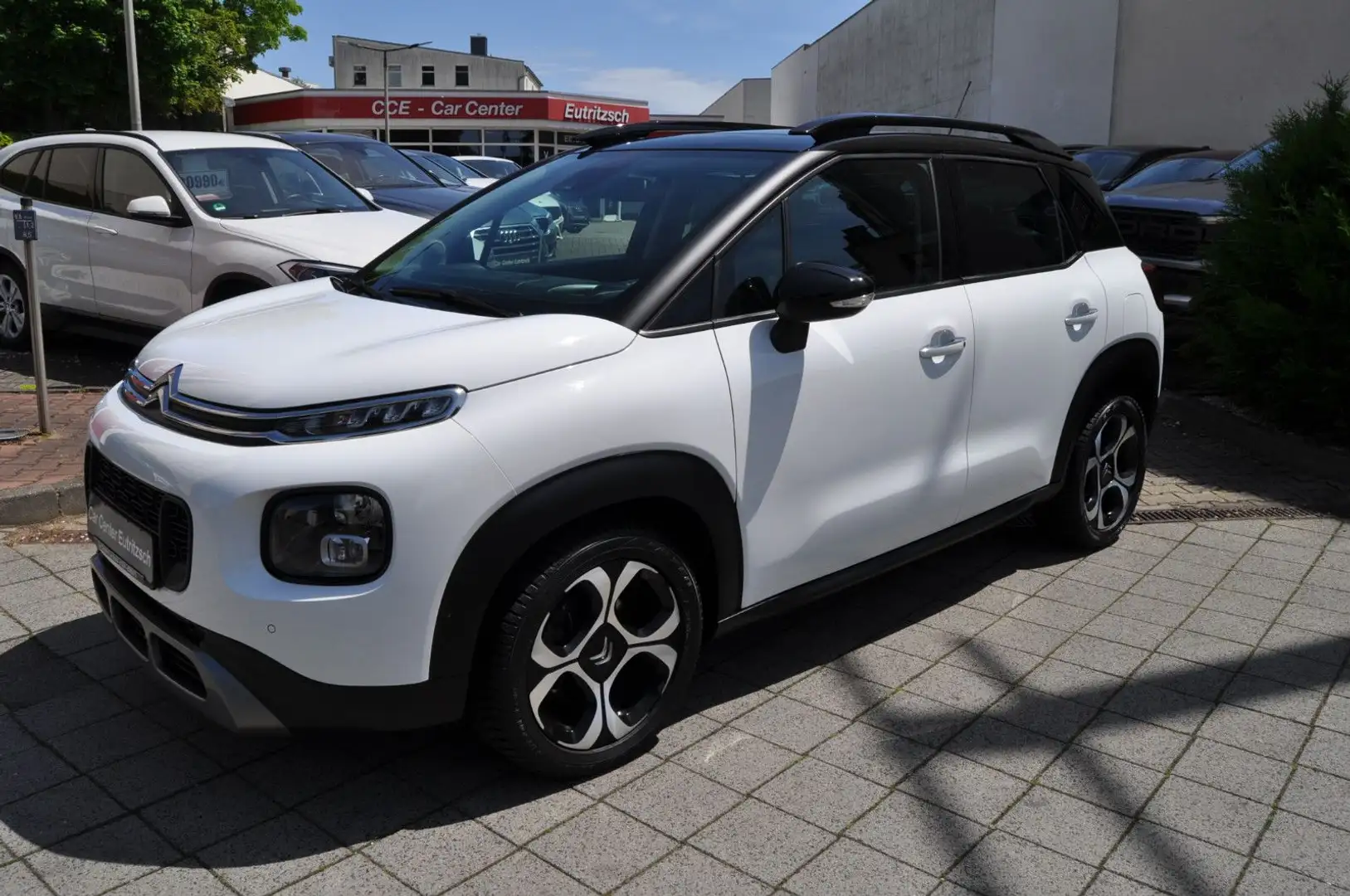 Citroen C3 Aircross PureTech 130 Shine DAB Pano Kamera Weiß - 1