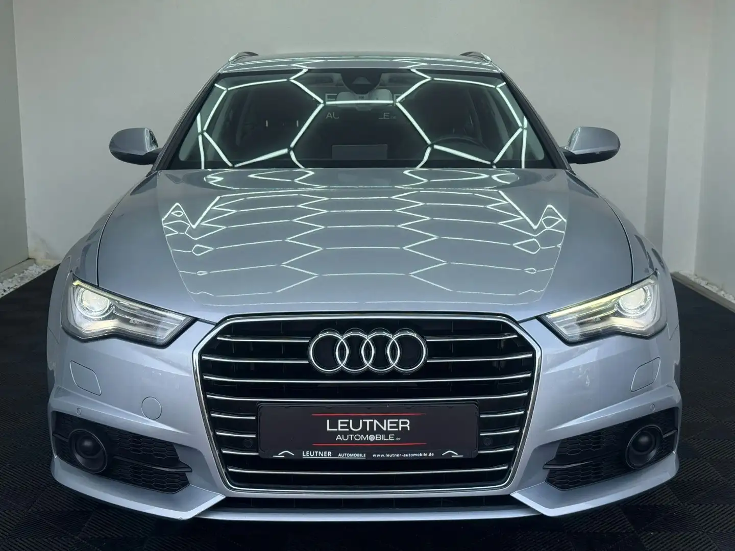 Audi A6 Avant 2.0 TDI ultra*AHK*Kamera*ACC Argent - 2