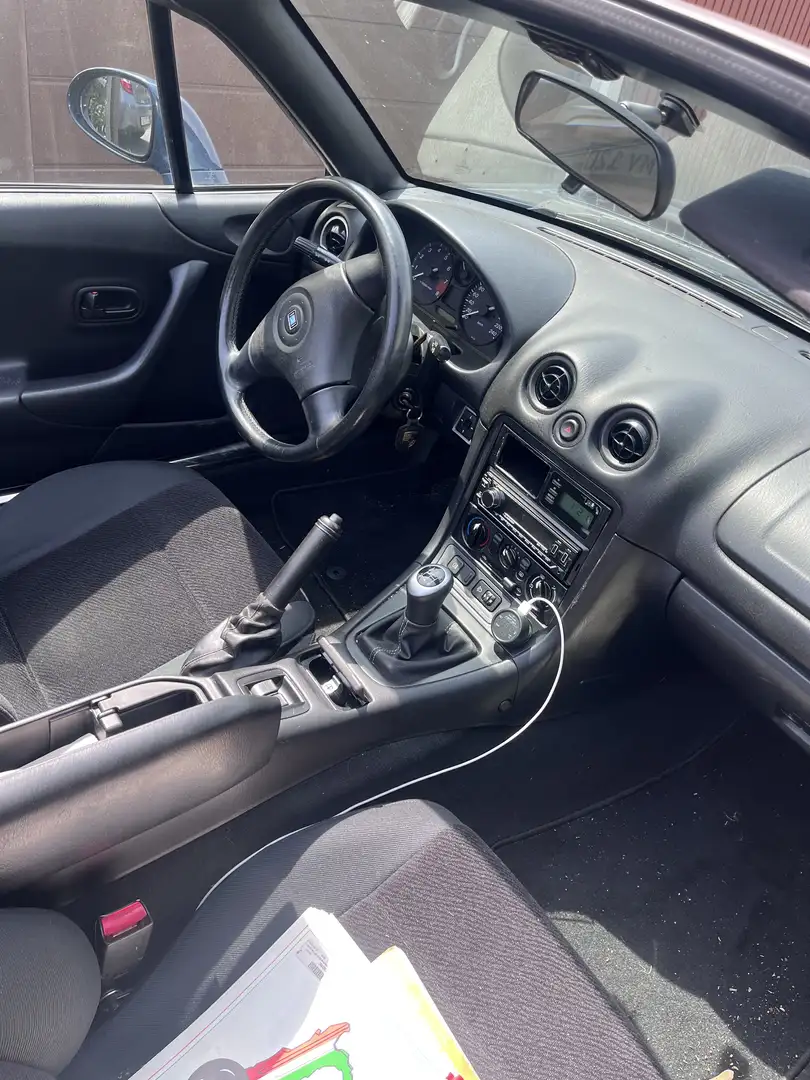 Mazda MX-5 1.6i 16V - 2