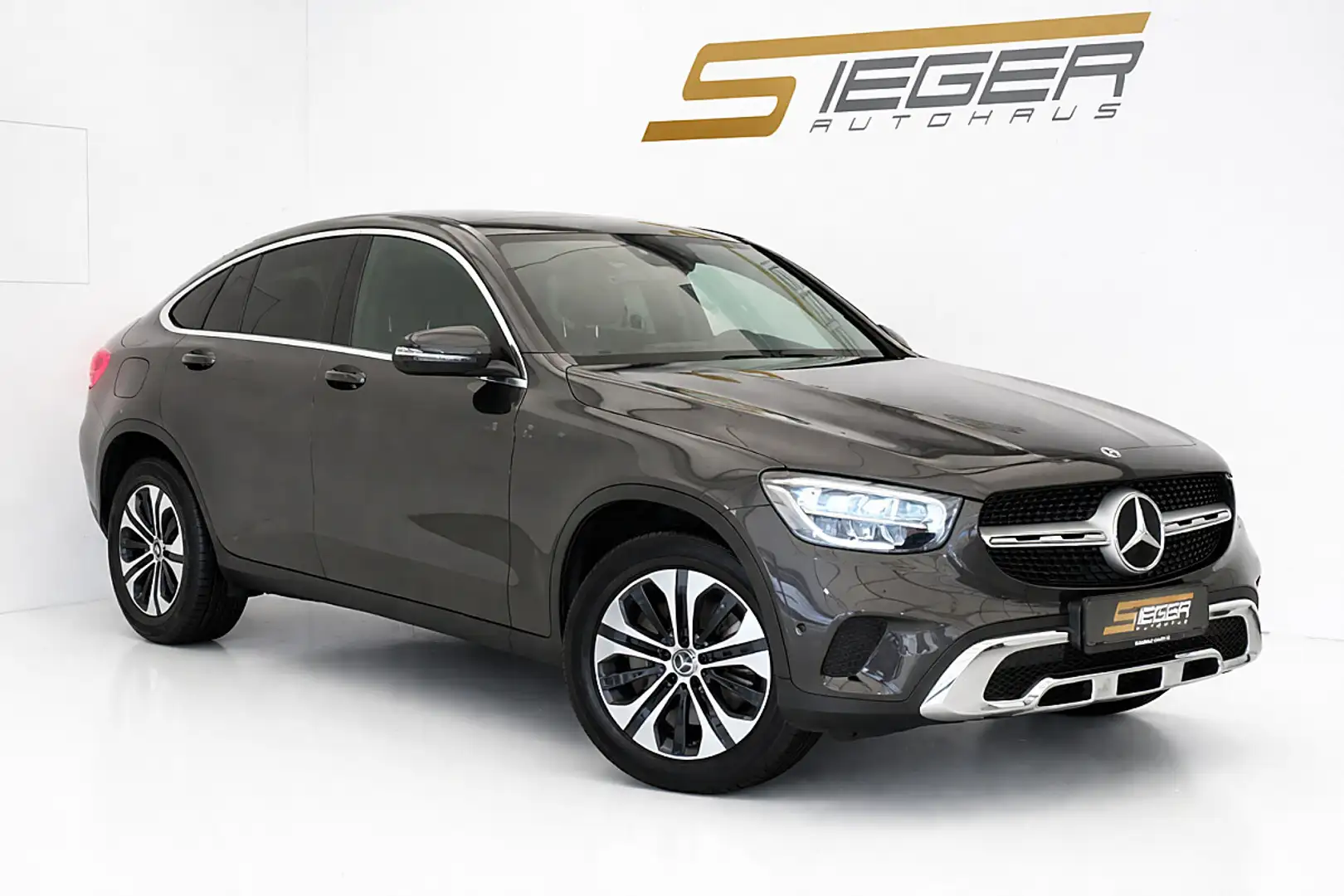Mercedes-Benz GLC 300 Coupé 4MATIC Aut. Grau - 1