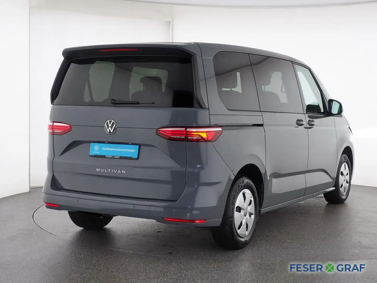 Volkswagen T7 Multivan 1.5 TSI DSG LED PDC Standtheizung Grijs - 2