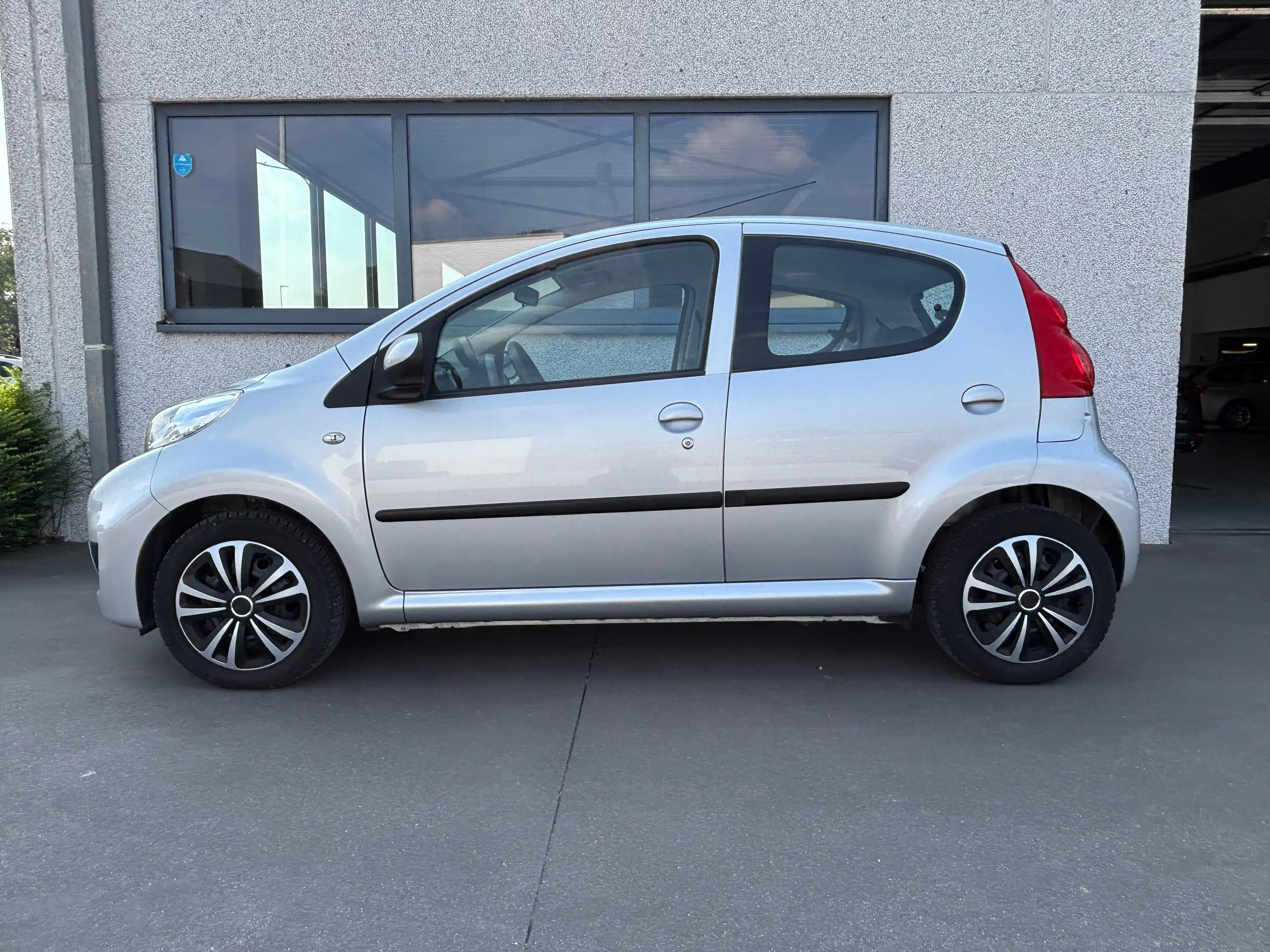 Peugeot 107 107 1.0i AIRCO 5D