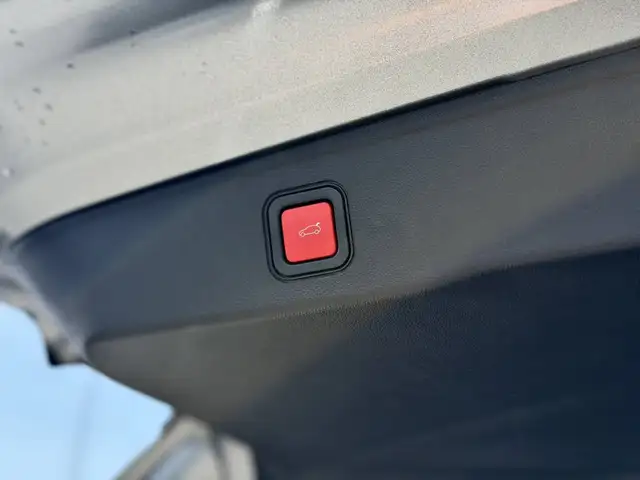 Jeep Avenger view 9