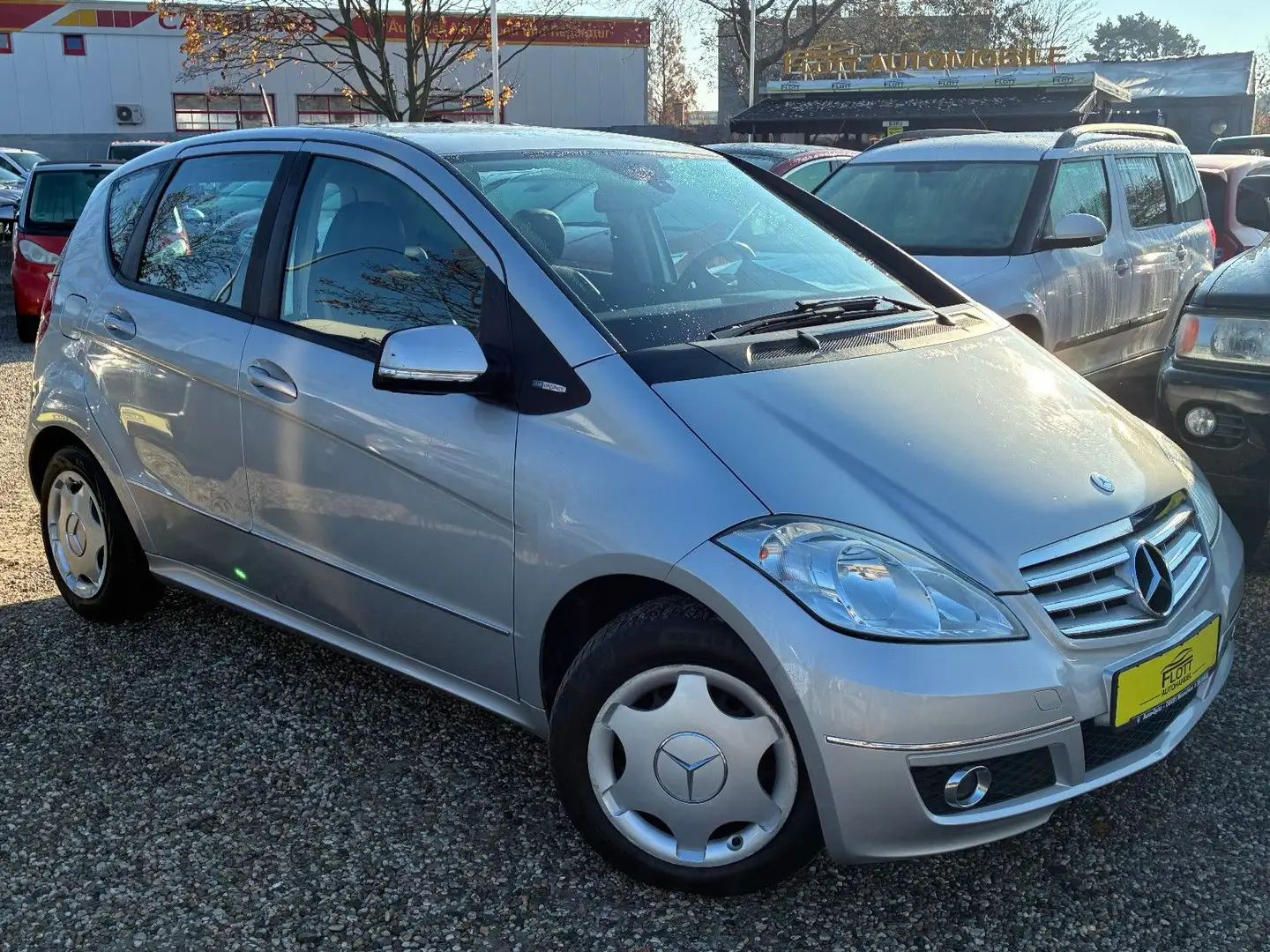 Mercedes-Benz A 160 *SitzH*MFL*Klima** TÜV Neu Silber - 1